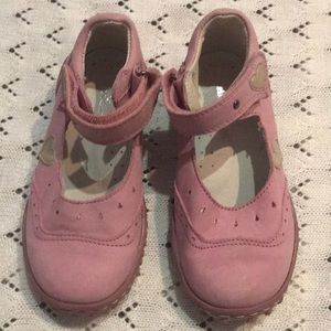 Kornecki - Pink Shoes with Hearts